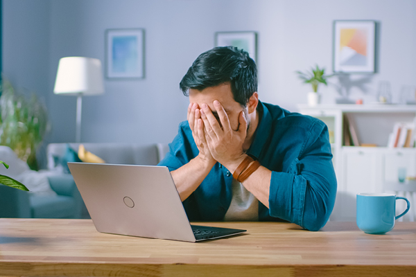 10 Damaging Email Marketing Habits You Need to Avoid 10 Damaging Email Marketing Habits You Need to Avoid