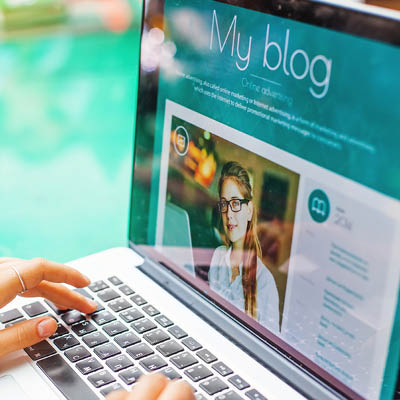 5 Simple Ways to Entice Your Readers with Irresistible Blog Post Titles | Guello Marketing
